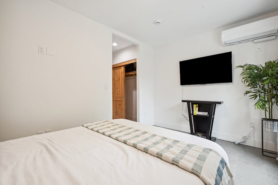 Furnished Finder property 766841_1 photo 12