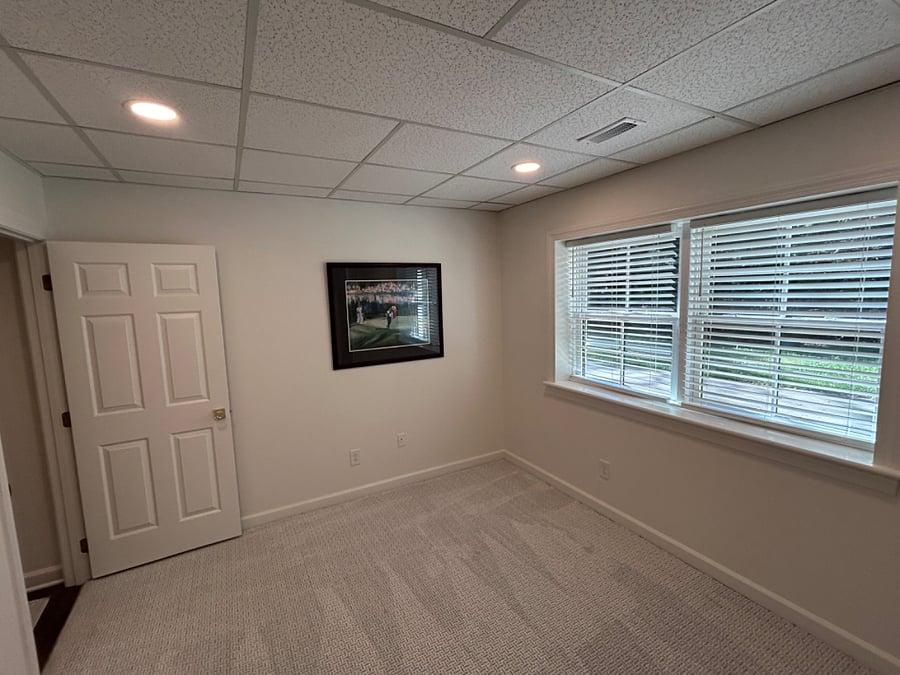 Unfurnished bedroom