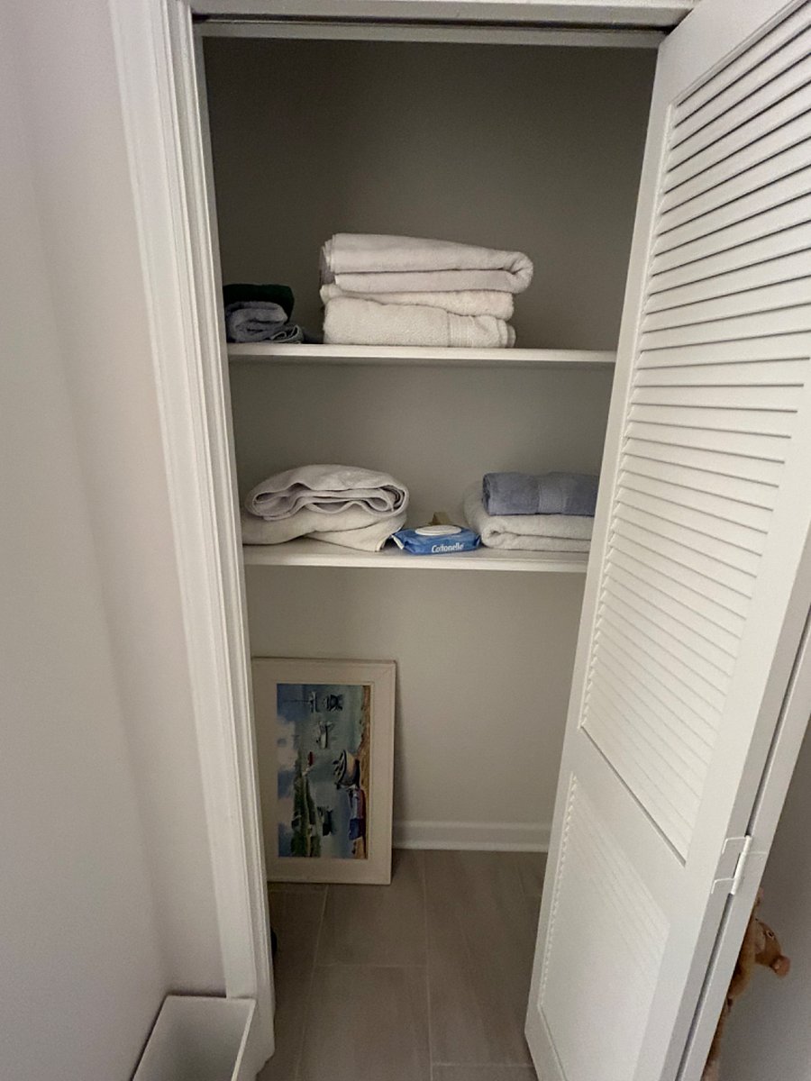 Bath caninet