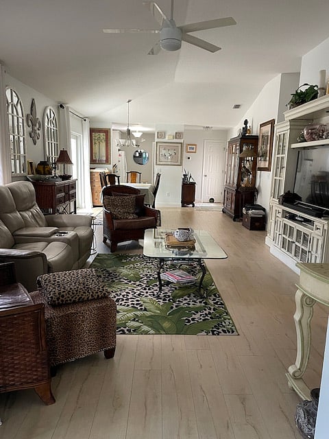Furnished Finder property 767476_1 photo 14