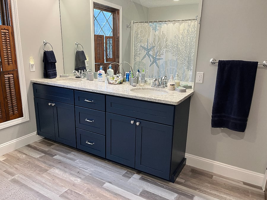 Newly Renovated Full Bathroom on First Floor.