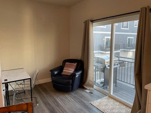 Office nook-2nd level next to Kitchen