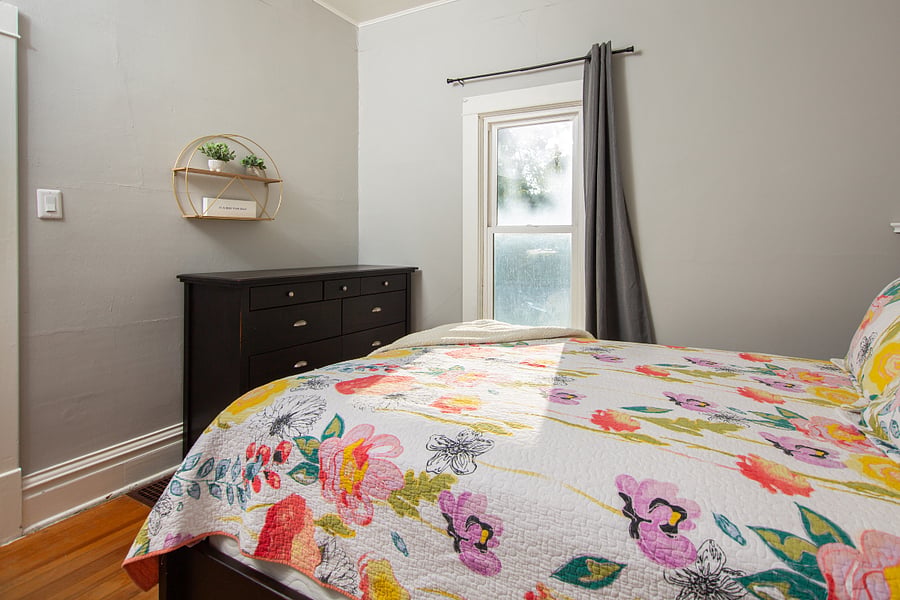 Queen bedroom