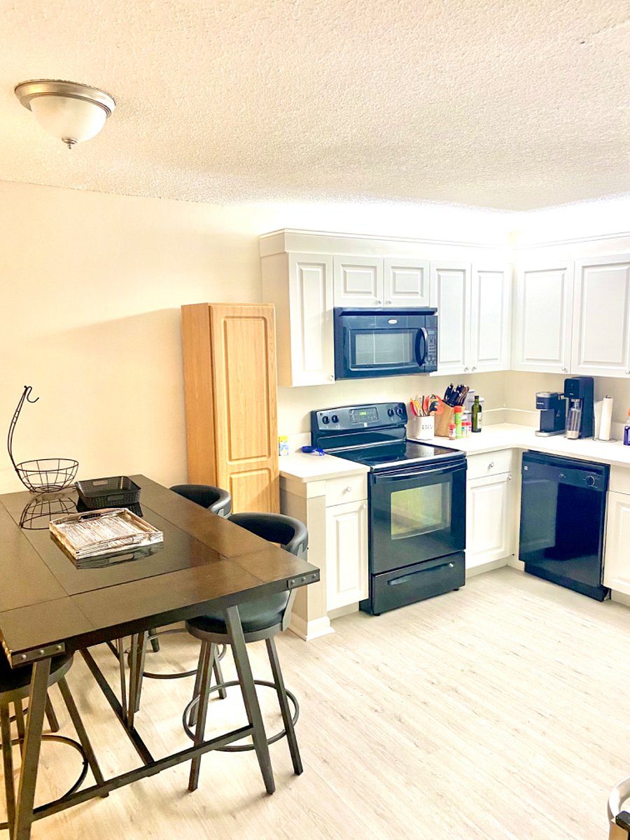 Stove, microwave, pantry