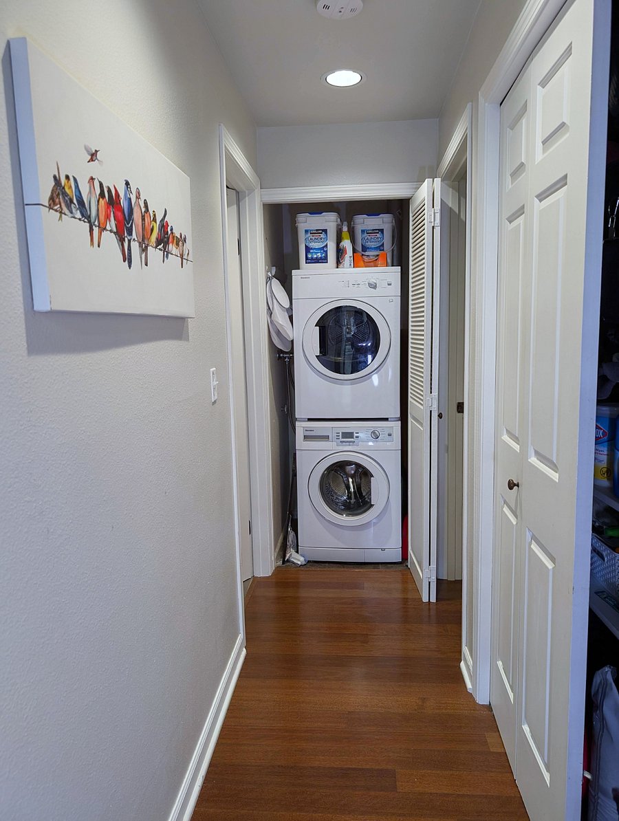 In-unit washer & dryer