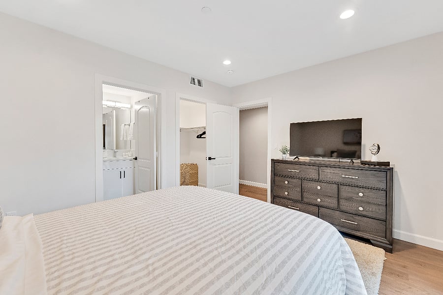 Furnished Finder property 768096_2 photo 20