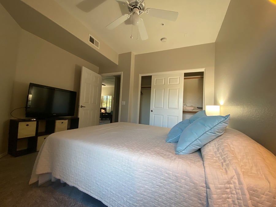 Second bedroom with queen bed