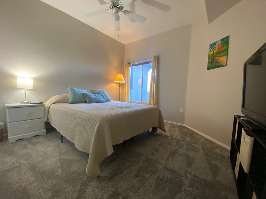 Second bedroom with queen bed