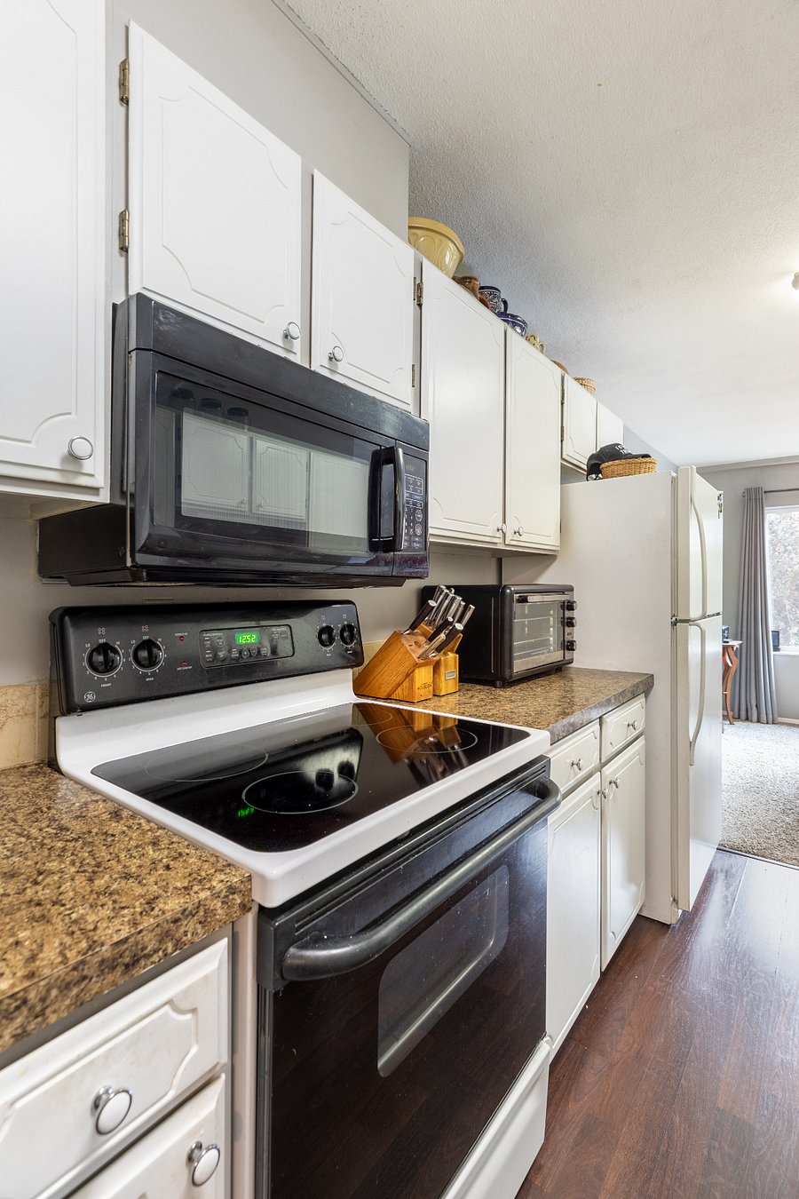 Furnished Finder property 768106_1 photo 16