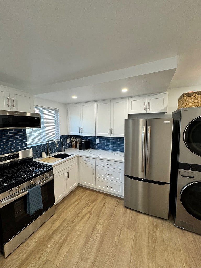 Furnished Finder property 768120_1 photo 7