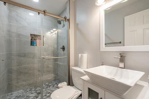 Furnished Finder property 768125_1 photo 17