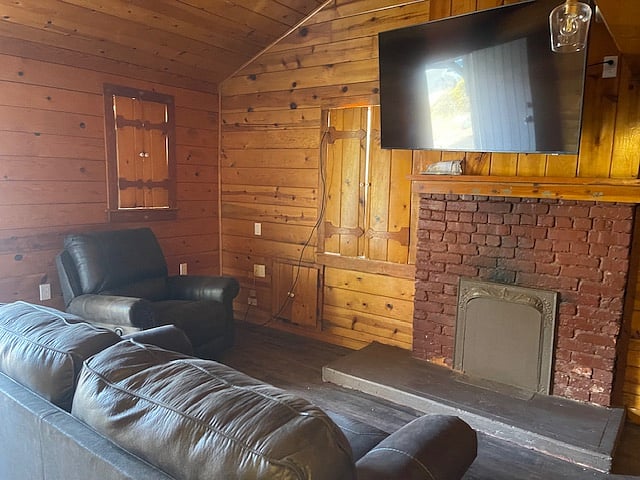 Furnished Finder property 768186_1 photo 3