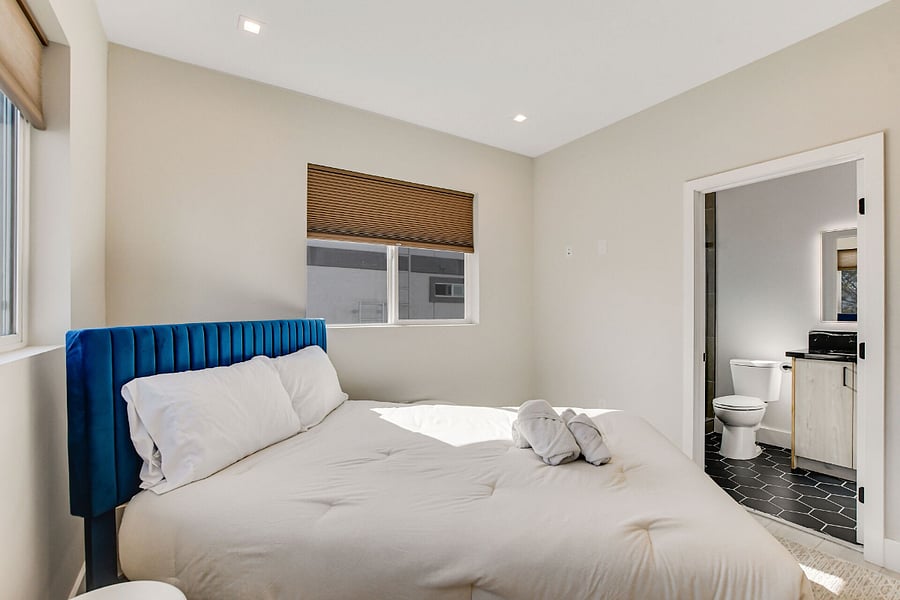 Master Bed and Bath #4