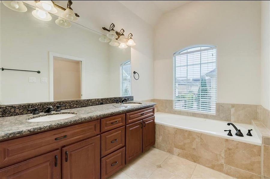 Master Bathroom 2