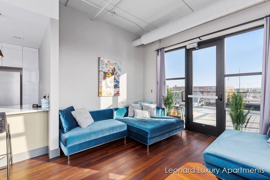 Furnished Downtown Luxury Waterview 2BR/2BA, Monthly Rental