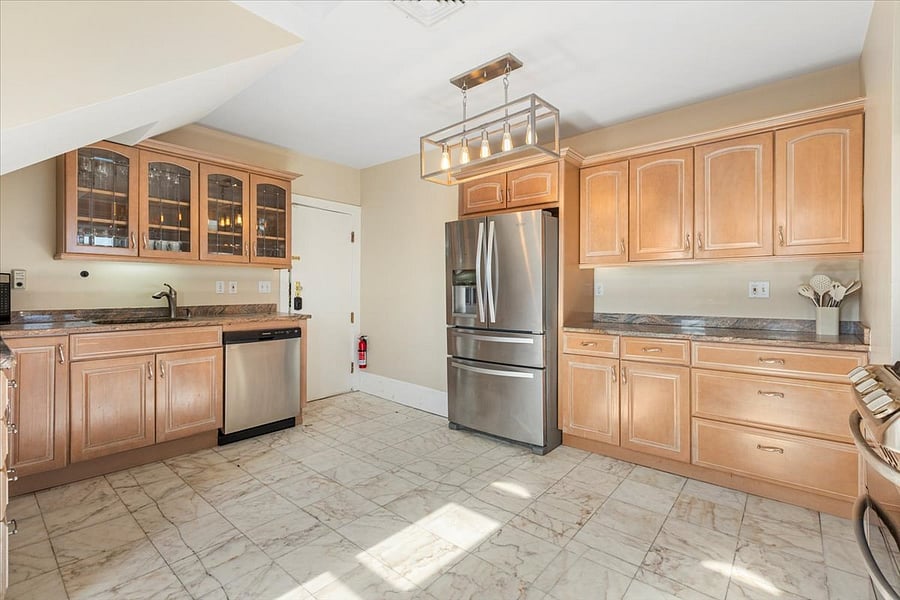 Furnished Finder property 768310_1 photo 8