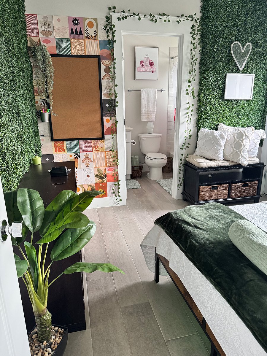 Bohemian/Jungle vibes 