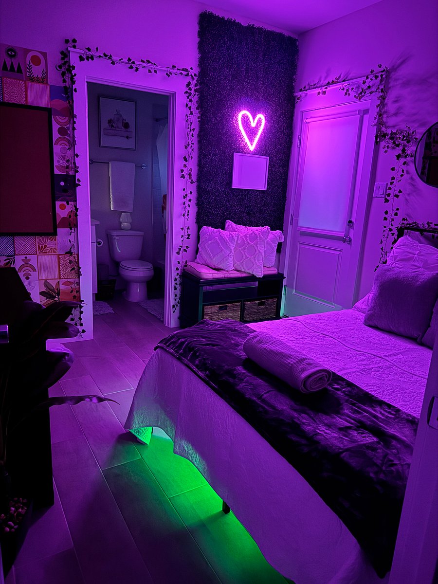 Turn the pink light on to experience this vibe or use the remote to change the colors on the LED bed! 
