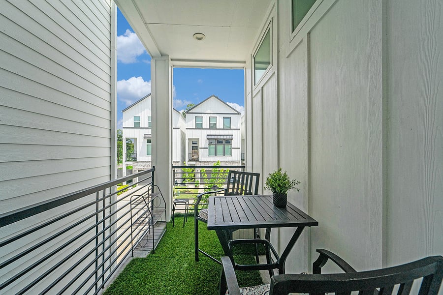 Outdoor balcony to relax and entertain. 