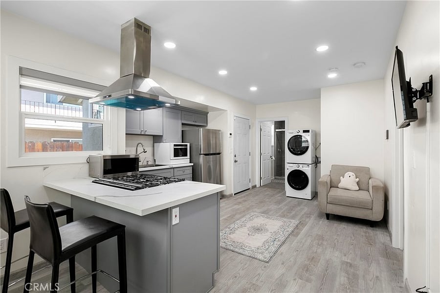 Furnished Finder property 768362_2 photo 1