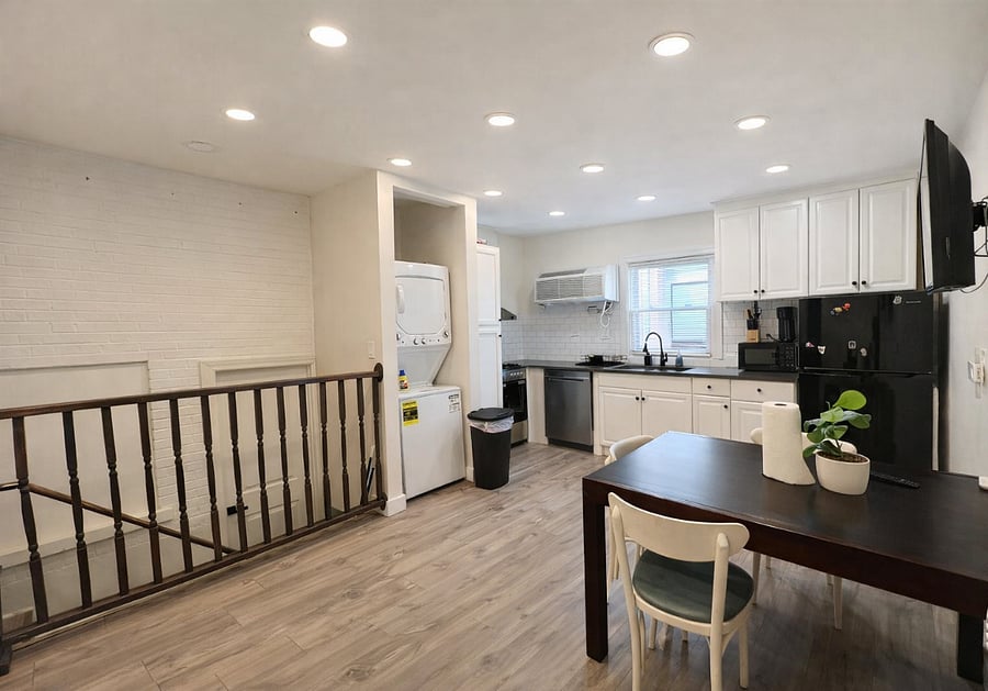 Furnished Finder property 768383_1 photo 8