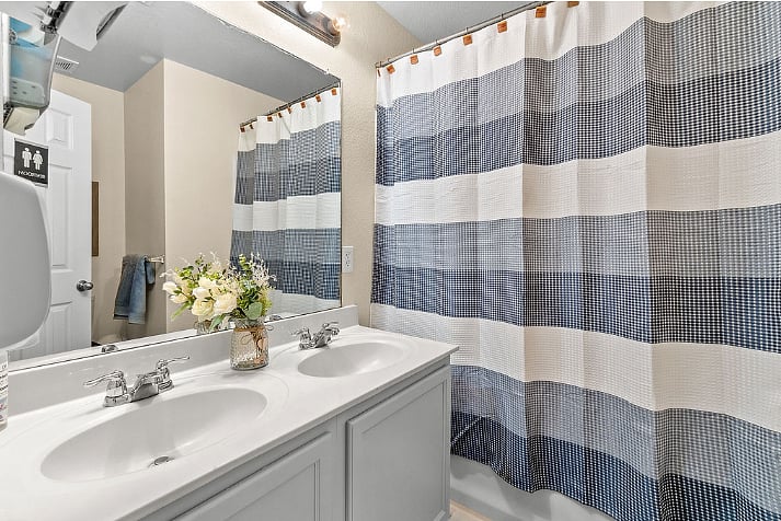 Furnished Finder property 768500_1 photo 33
