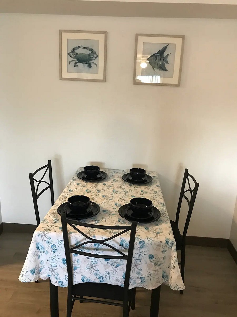 Dinning table