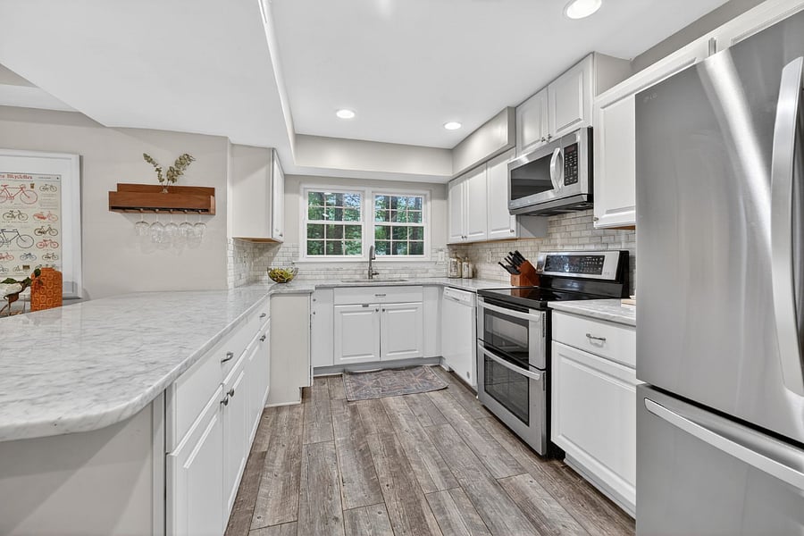Updated, fully stocked kitchen