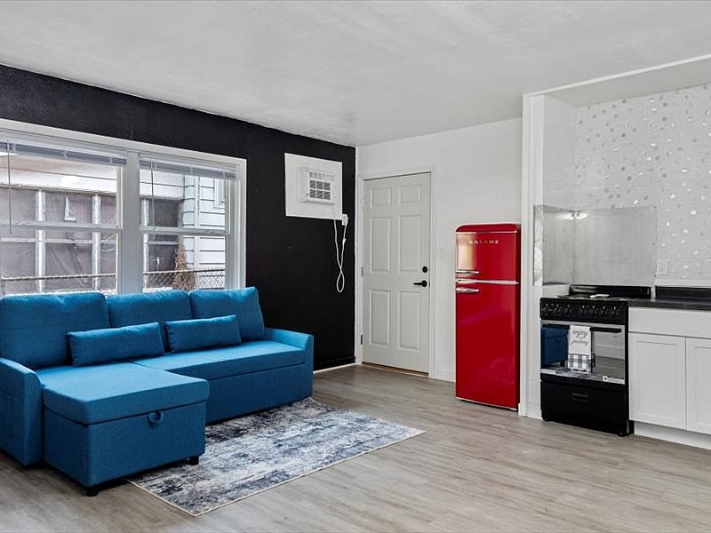Furnished Finder property 768912_1 photo 3