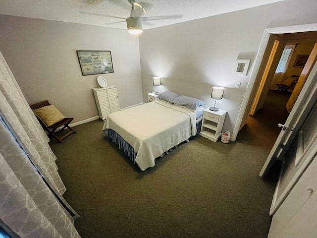 Bedroom 2, full bed