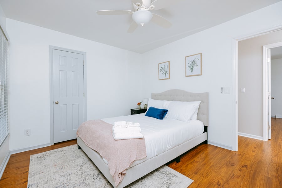 3rd bedroom -Queen bed
