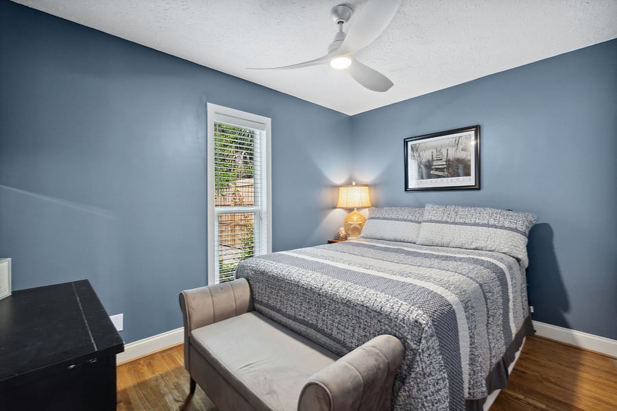 Guest Queen Bedroom