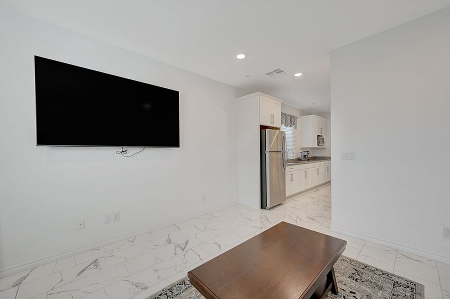 Furnished Finder property 769806_2 photo 9