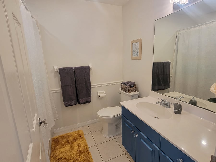 Main bathroom