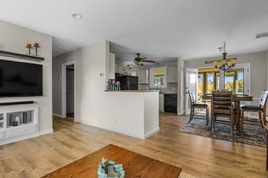 Furnished Finder property 769907_1 photo 11