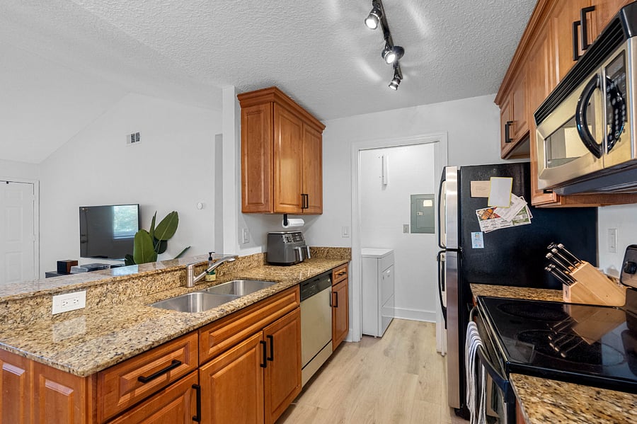 Furnished Finder property 769982_1 photo 16