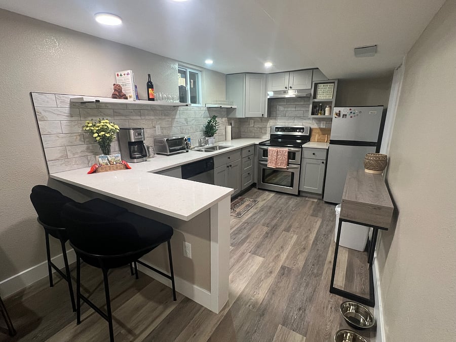 Full Kitchen
