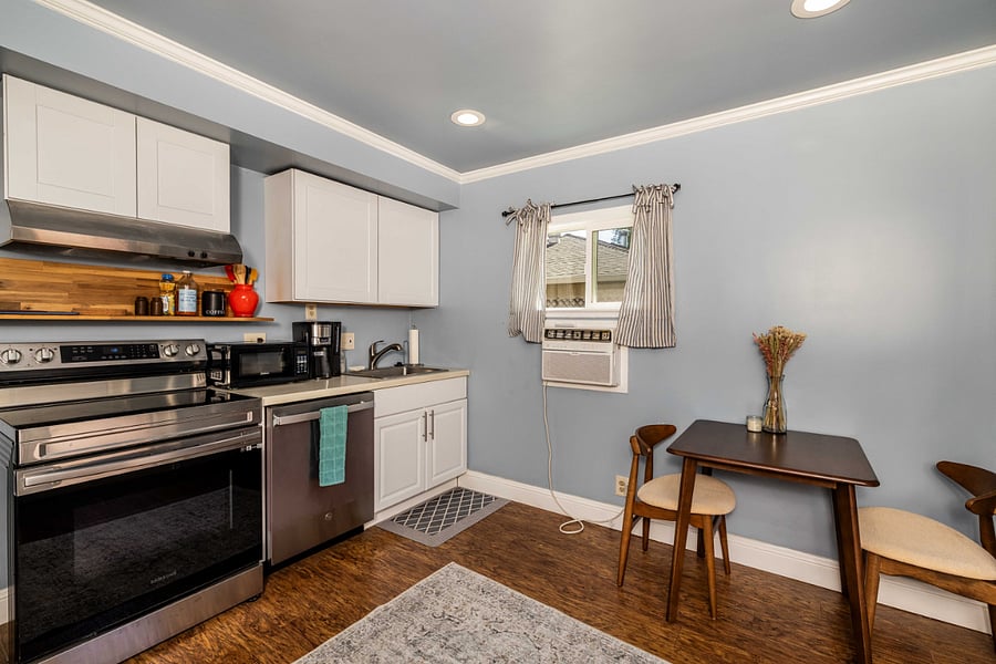 Furnished Finder property 770105_1 photo 7