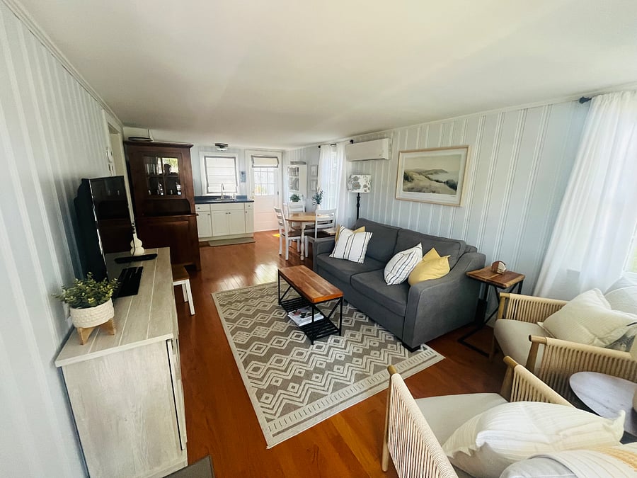 Furnished Finder property 770128_1 photo 3