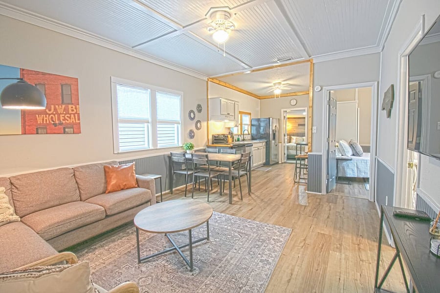 Furnished Finder property 770301_1 photo 3