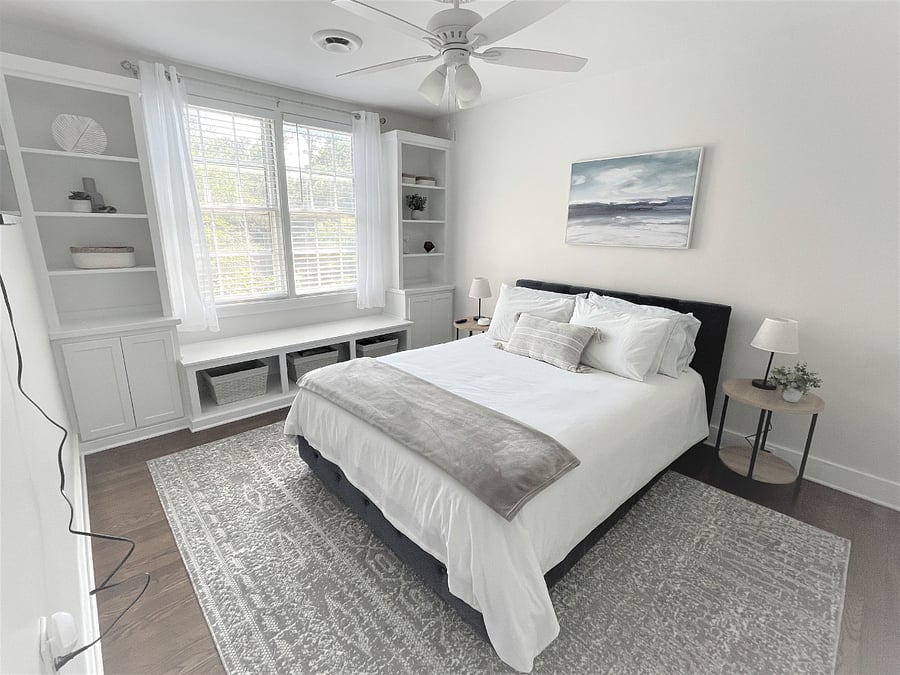 Queen Bed