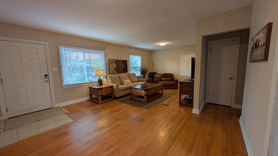 Furnished Finder property 770573_1 photo 3