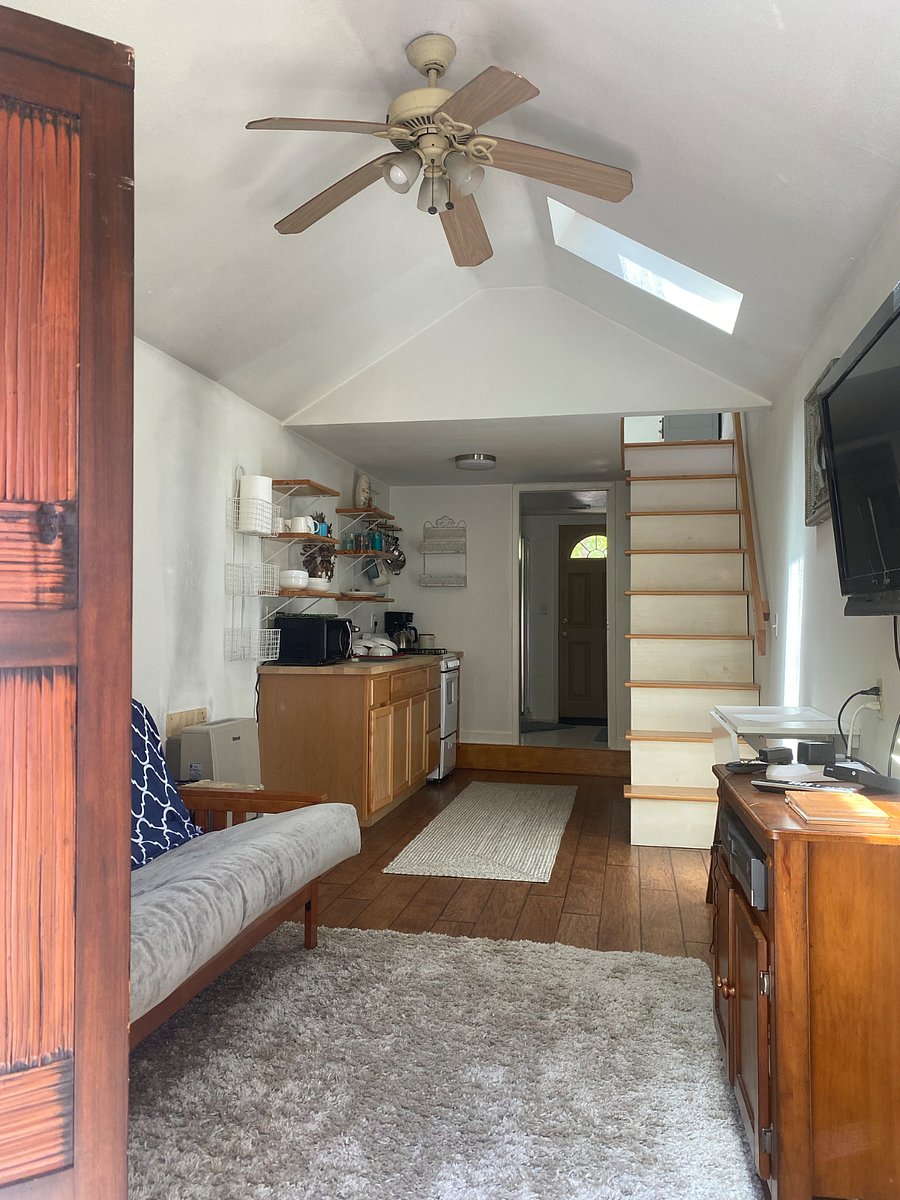 Downstairs/Living area and kitchen