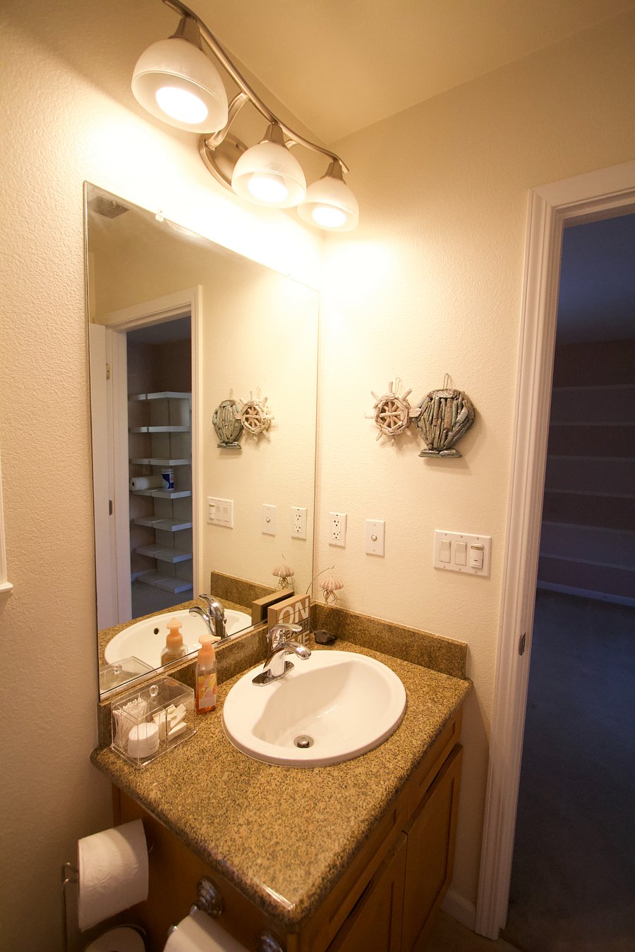 Secondary bathroom
