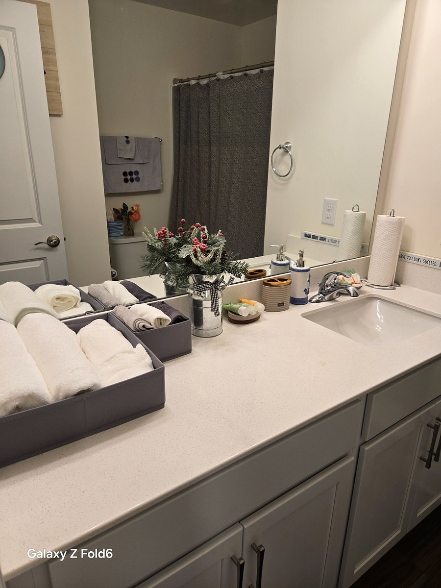 Furnished Finder property 770671_1 photo 3