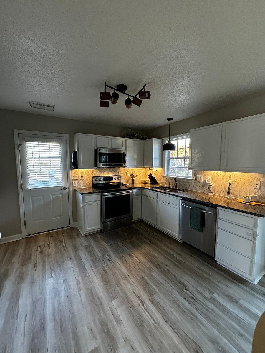 Furnished Finder property 770767_1 photo 6
