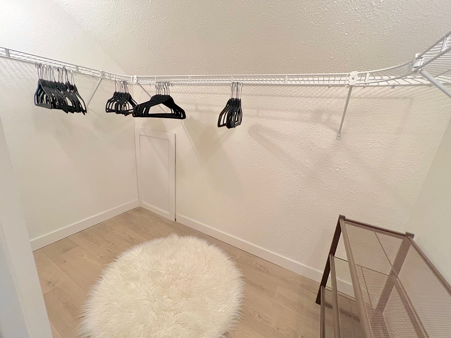Walk-in closet