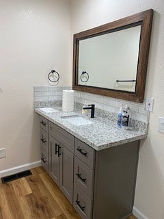 Shared Main Bathroom