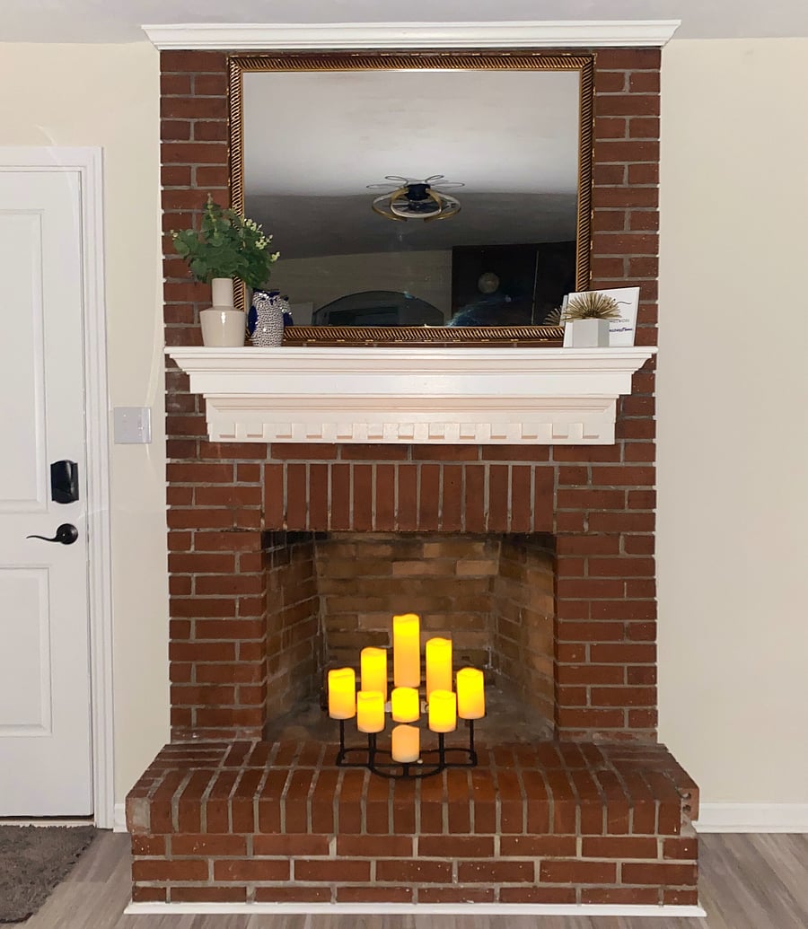 Welcome to our cozy family room! Sink into our spacious 6-seater modular sofas, explore our library, enjoy entertainment on the 50" TV, and indulge in fun with our selection of games. Perfect for quality time and relaxation!
