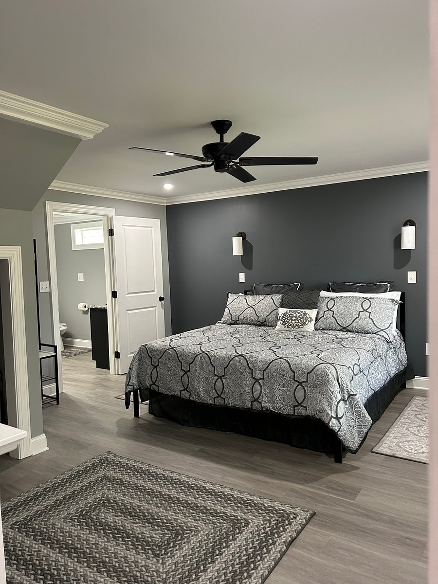 Master Bed King Large bedroom suite